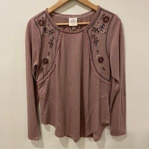 Knox Rose mauve embroidered long sleeve top size medium curved hem